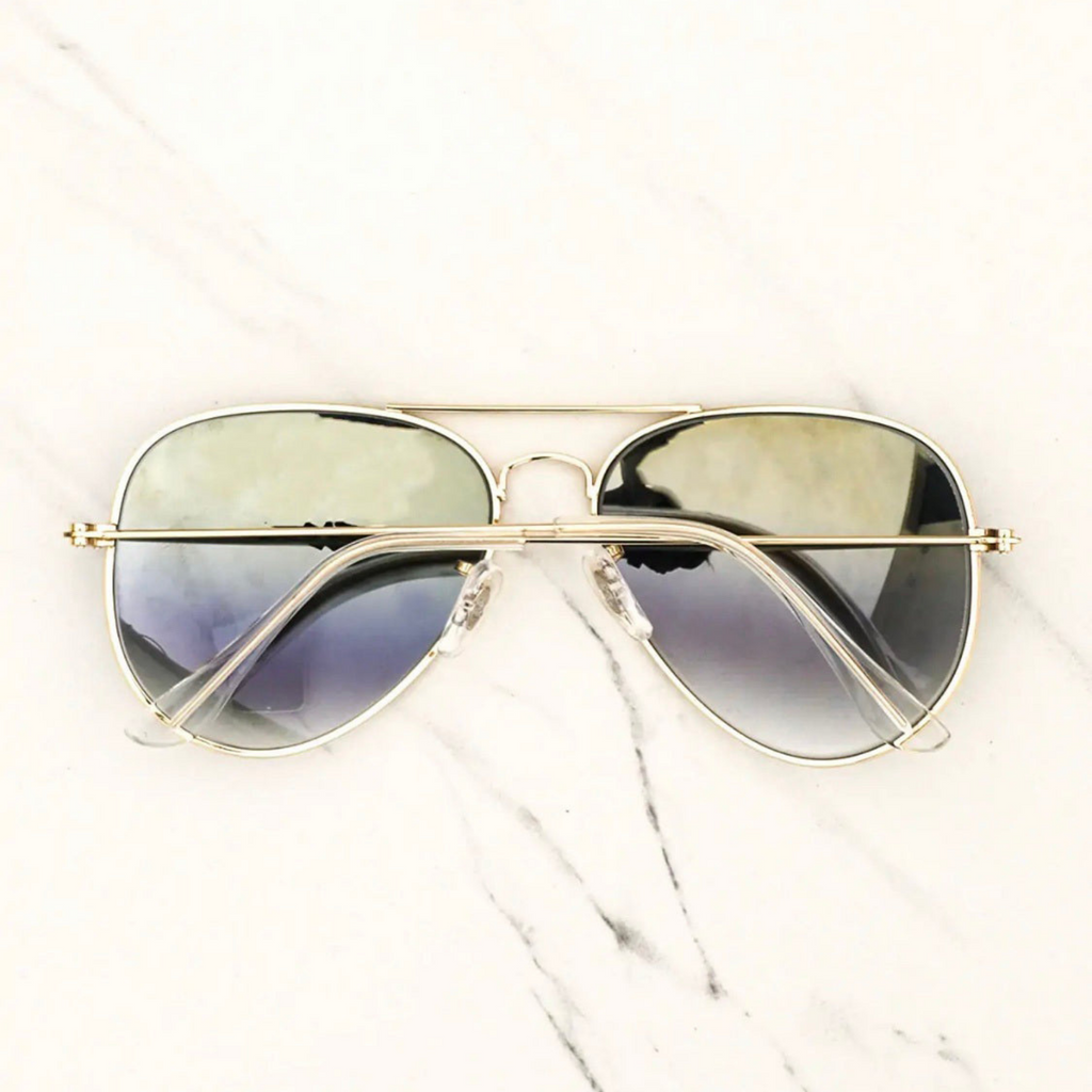 RAY-BAN Blue Shaded & Gold 3026 Aviator Causal Latest Sunglass For Unisex.