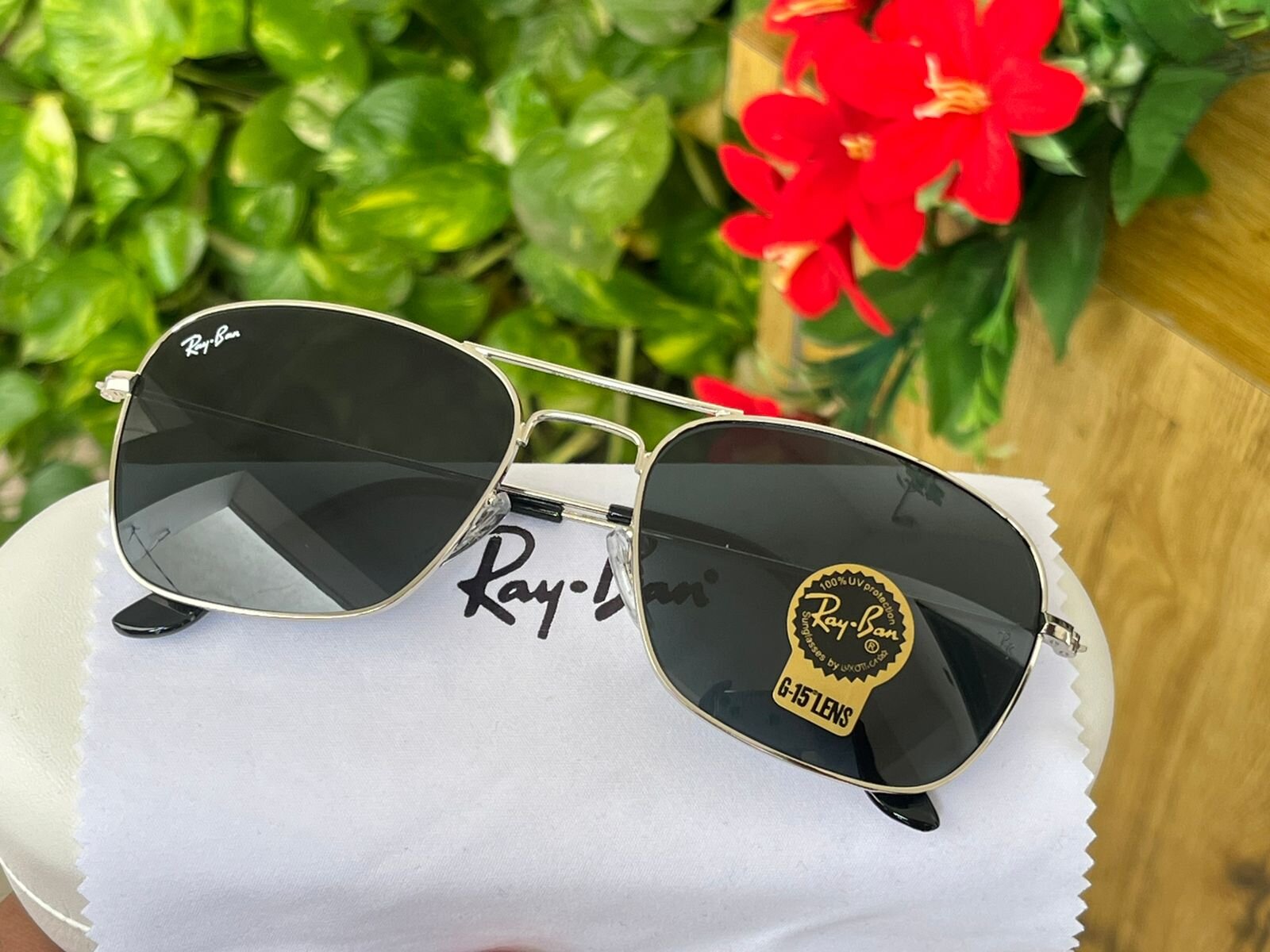 RAY-BAN New Modern Stylish Addition Black & Black 3136 Square Sunglass For Unisex