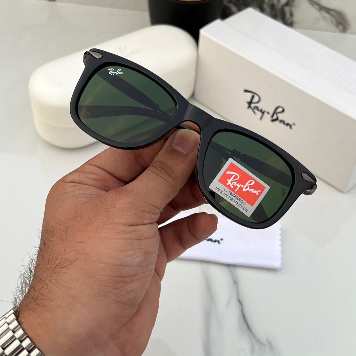 RAY-BAN Gun-Green & Black 2148 Square Trendy Hot Favourite Wintage Sunglass For Unisex.
