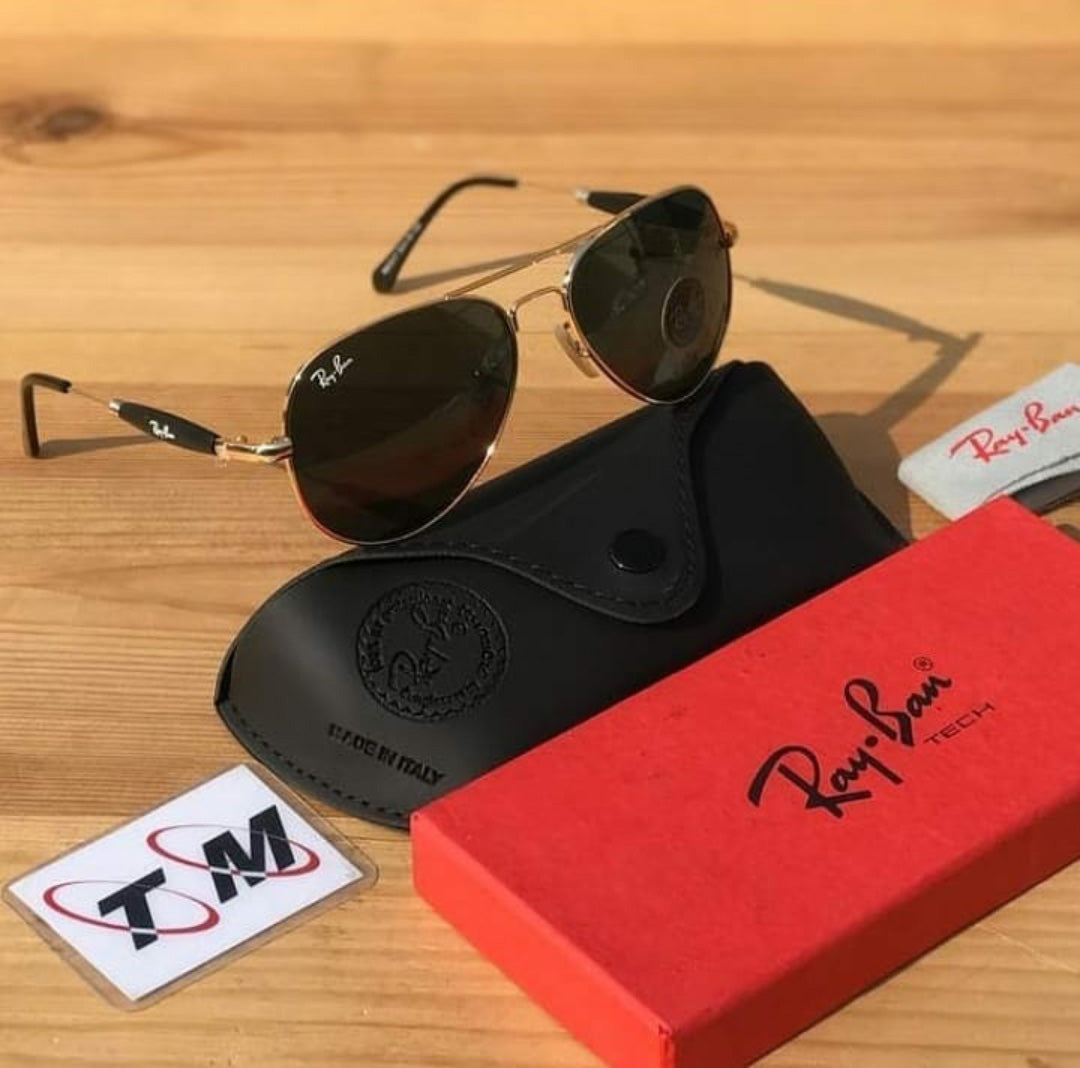 RAY-BAN Black & Gold 3517 Oval Trendy Hot Favourite Wintage Sunglass For Unisex.