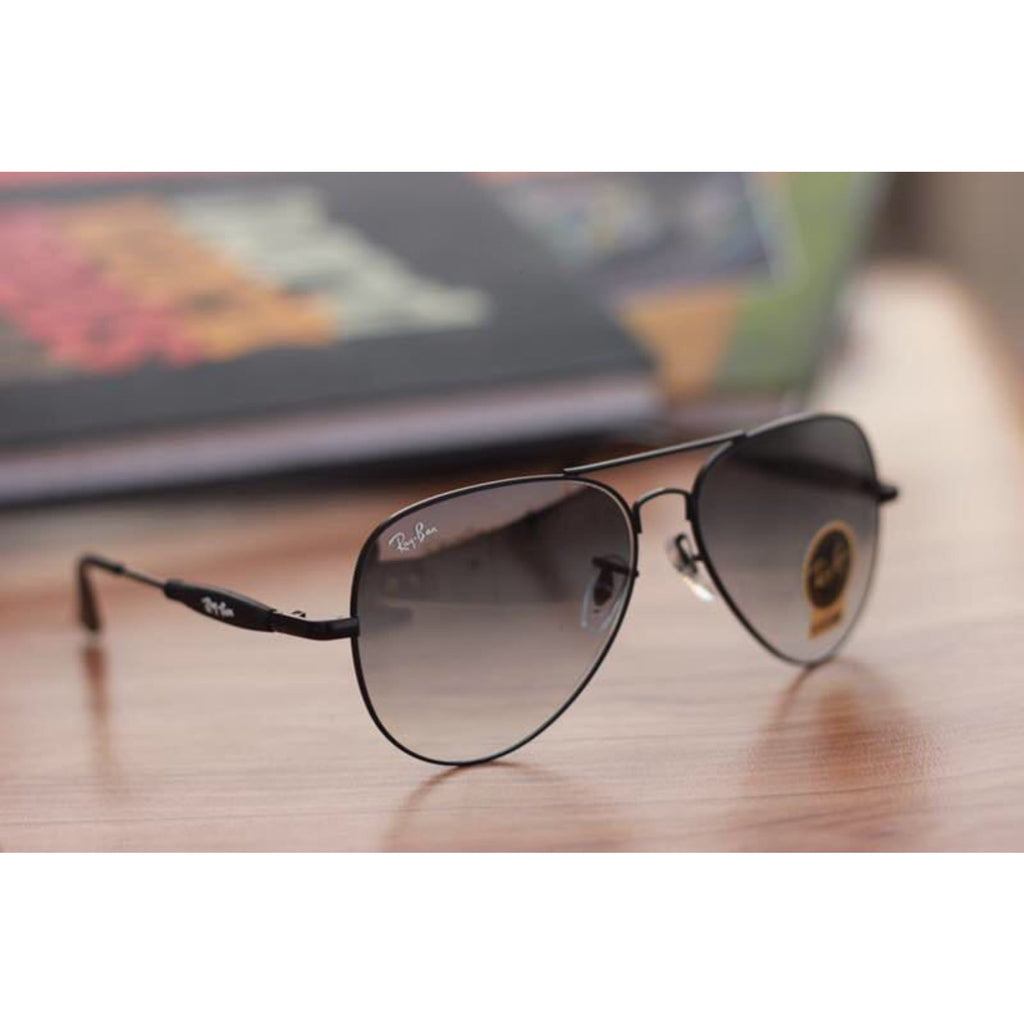 Top Trendy Hot Favorite All Season Special Vintage Ray Ban Fancy Sunglass For Daily Causal Evergreen UV Protected For Unisex.