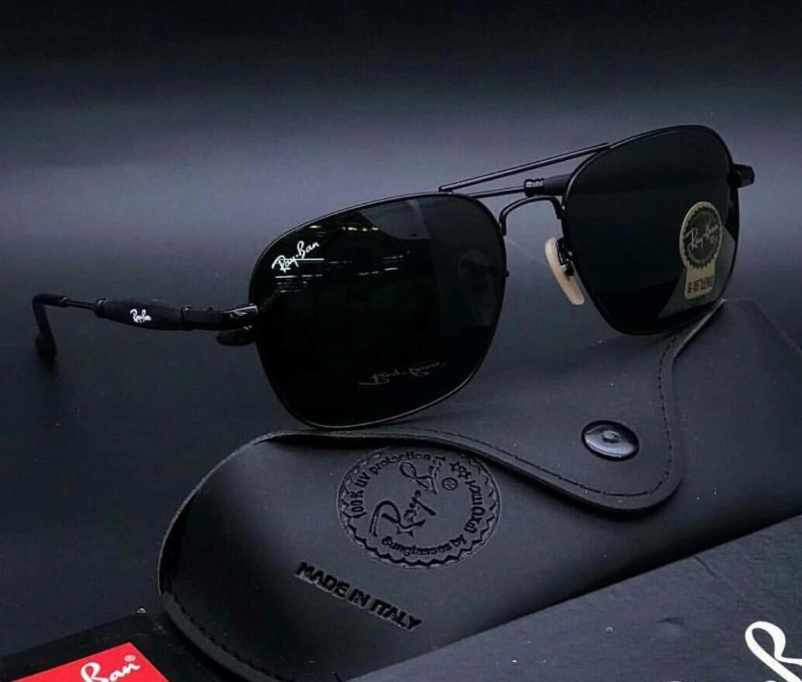 RAY-BAN Black & Black 3517 Oval Trendy Hot Favourite Wintage Sunglass For Unisex.