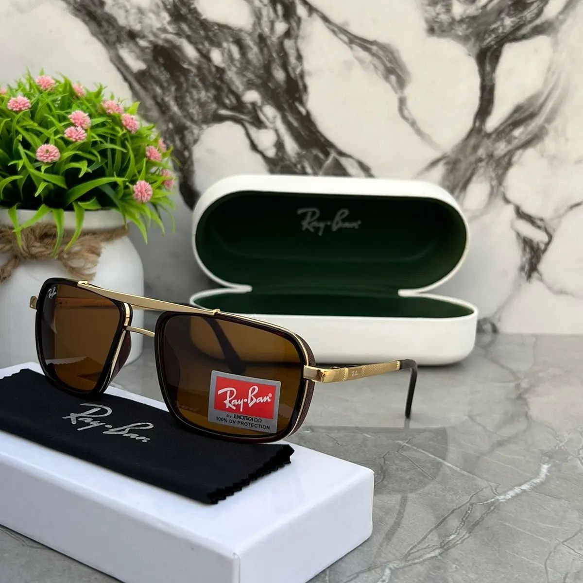 RAY-BAN New Fancy Men's Square Side Cap Gold Metal Frame Trendy Hot Favourite Wintage Sunglass For Unisex.