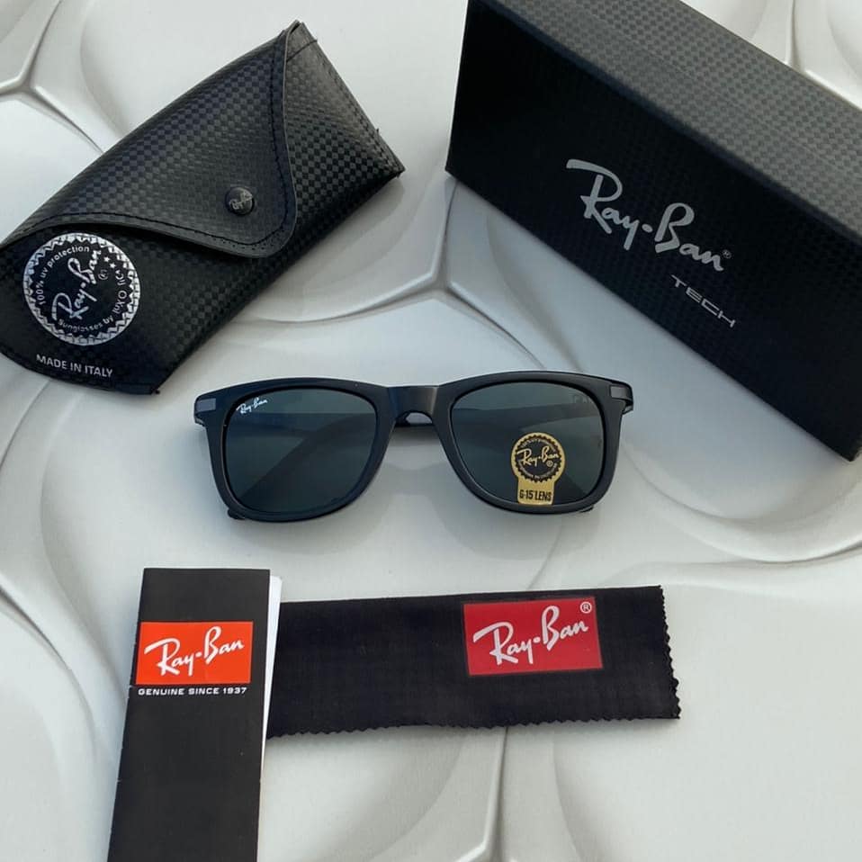 RAY-BAN Black & Black 4287 Square Alluminium Trendy Hot Favourite Wintage Sunglass For Unisex.